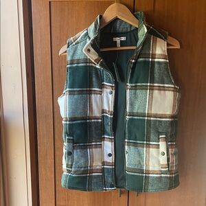 Plaid Puffer Vest in Green and Cream